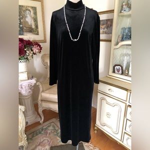 Lauren by Ralph Lauren long sleeve mock neck black velvet maxi dress size L